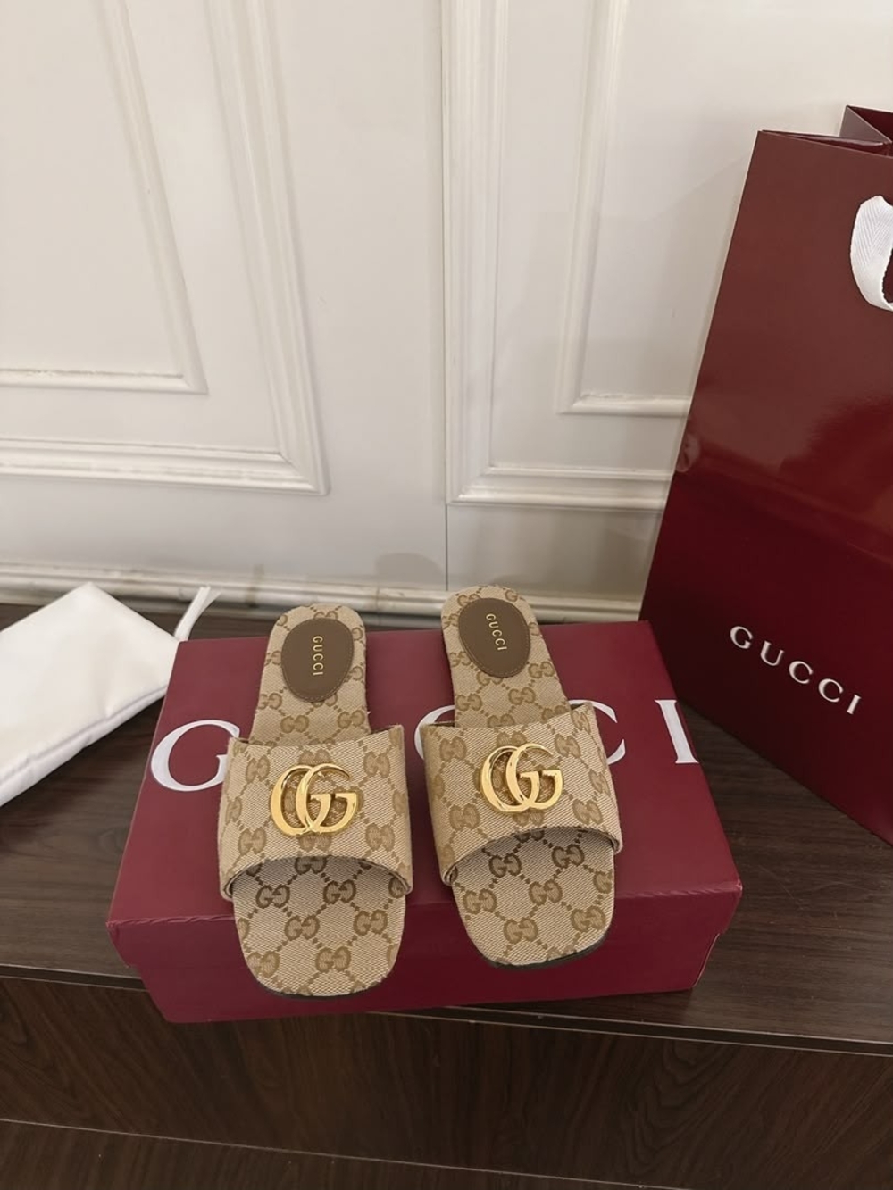 Gucci Beige GG Supreme Slide Sandals with Gold Double G